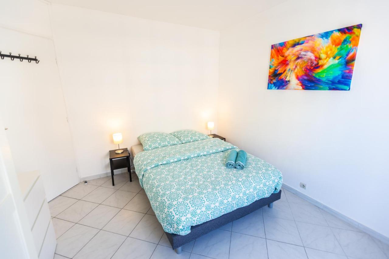 Superbe 100M2 - 2 Balcons - Proche Gare - Climatise Appartement Marseilles Buitenkant foto