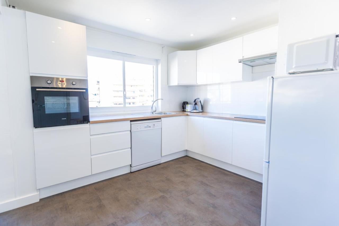 Superbe 100M2 - 2 Balcons - Proche Gare - Climatise Appartement Marseilles Buitenkant foto