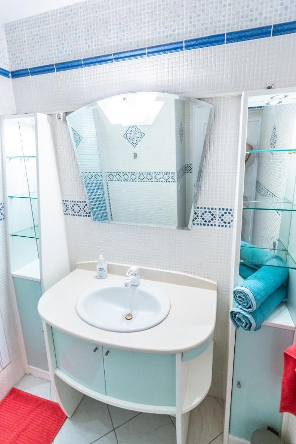 Superbe 100M2 - 2 Balcons - Proche Gare - Climatise Appartement Marseilles Buitenkant foto